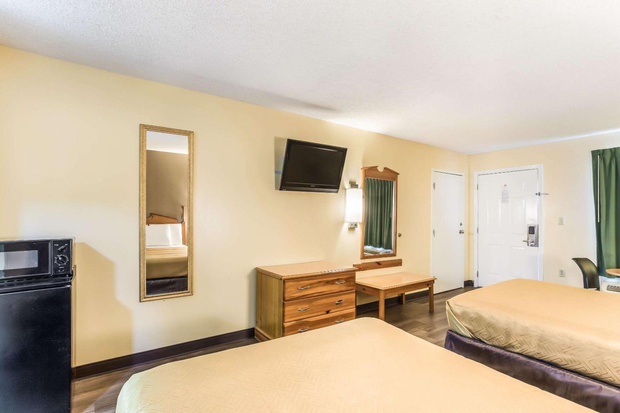 Econo Lodge Clinton Exterior foto
